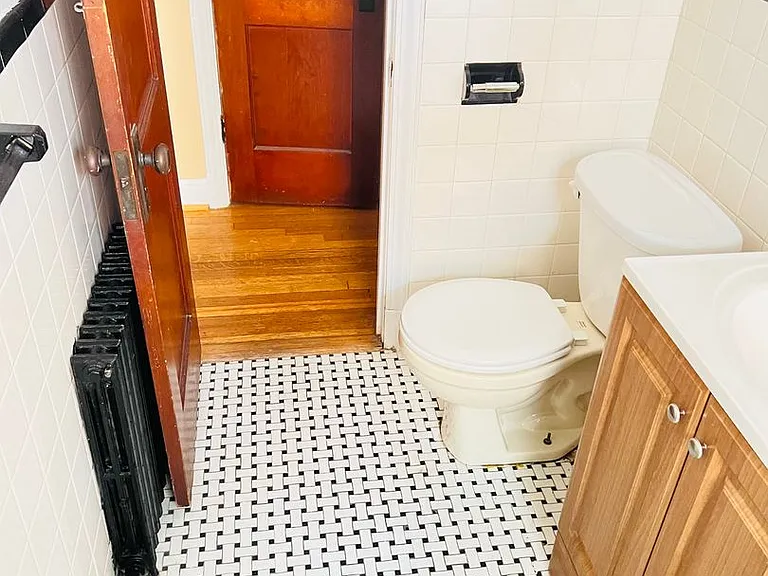 8505 Greenwood Ave — Photo 27