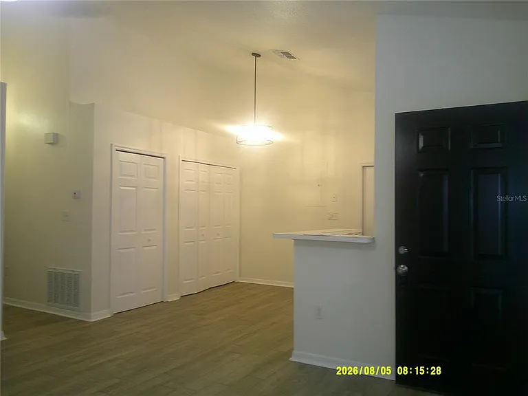 437 Columbia Ave — Photo 6