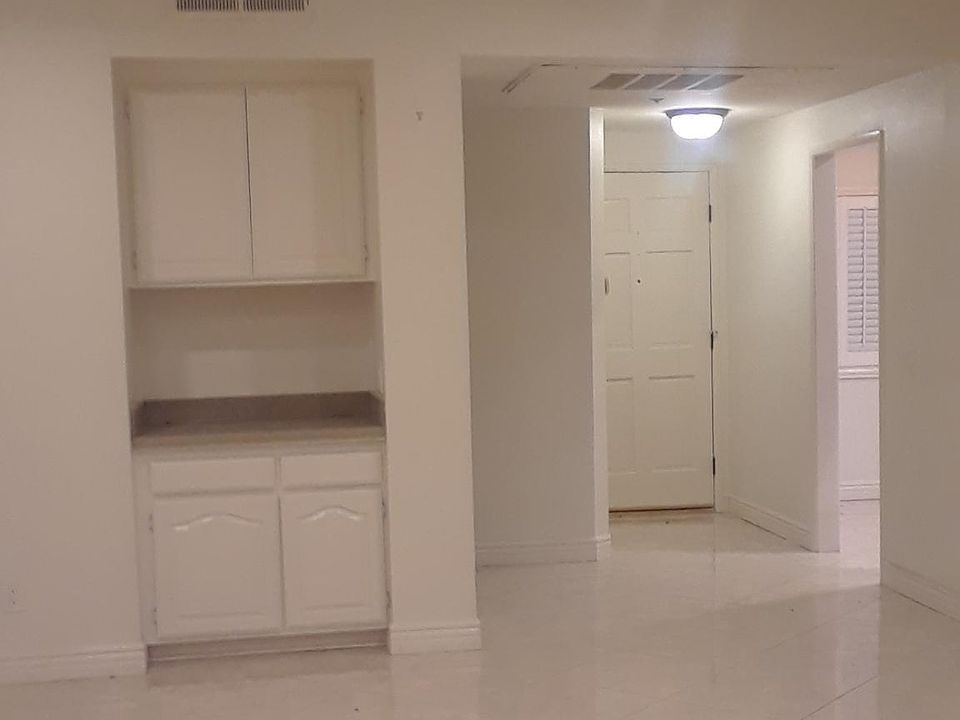1st image of 2025 S Beverly Glen Blvd APT 1C
