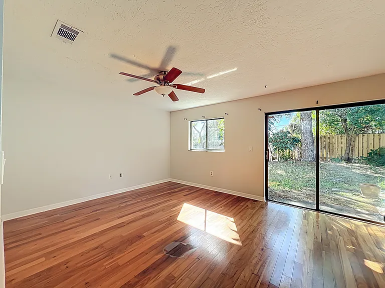 640 Casa Grande Dr — Photo 13