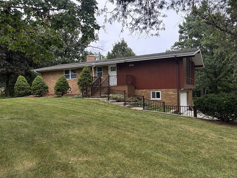 1st image of 20009 E Brightway Dr