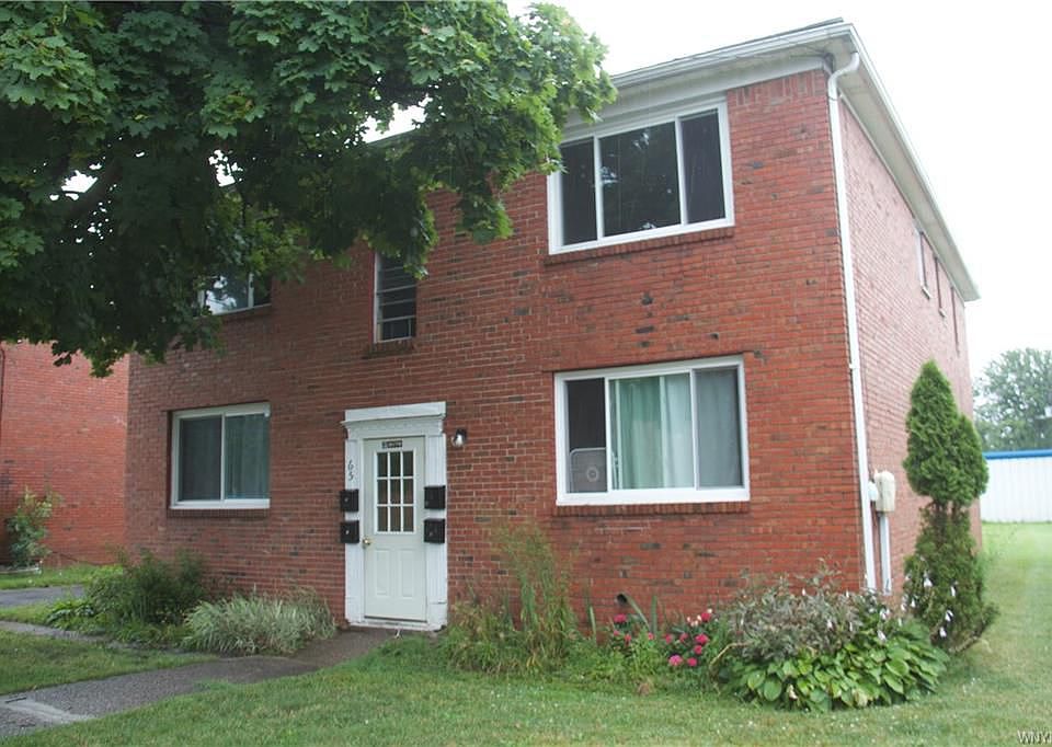 1st image of 65 Eagan Dr APT 3