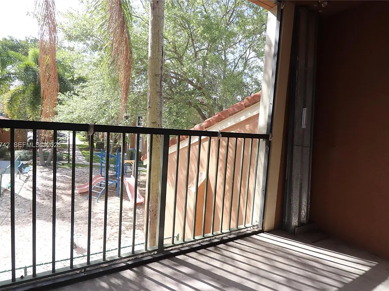 4836 N State Road 7 #5207 — Photo 8