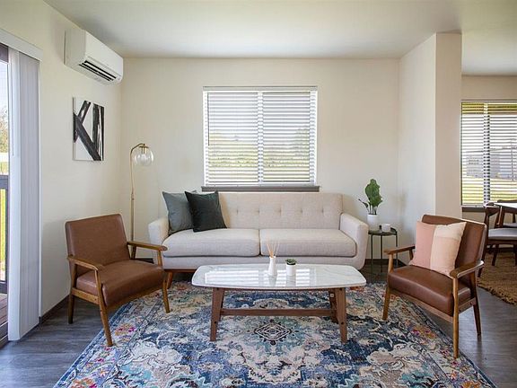 5th image of 17412 44th Ave E APT C306