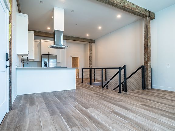 2nd image of 231 S Edison St #1