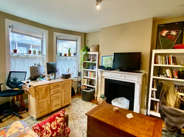 11 Highgate St, Allston, MA