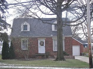 162 E Main St, Shelby, OH