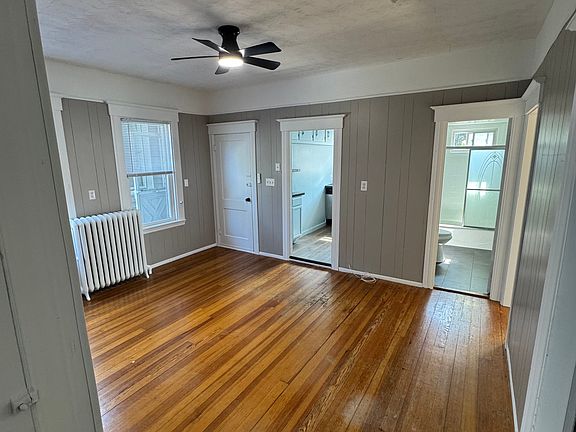 2nd image of 221-223 Mount Pleasant St #1