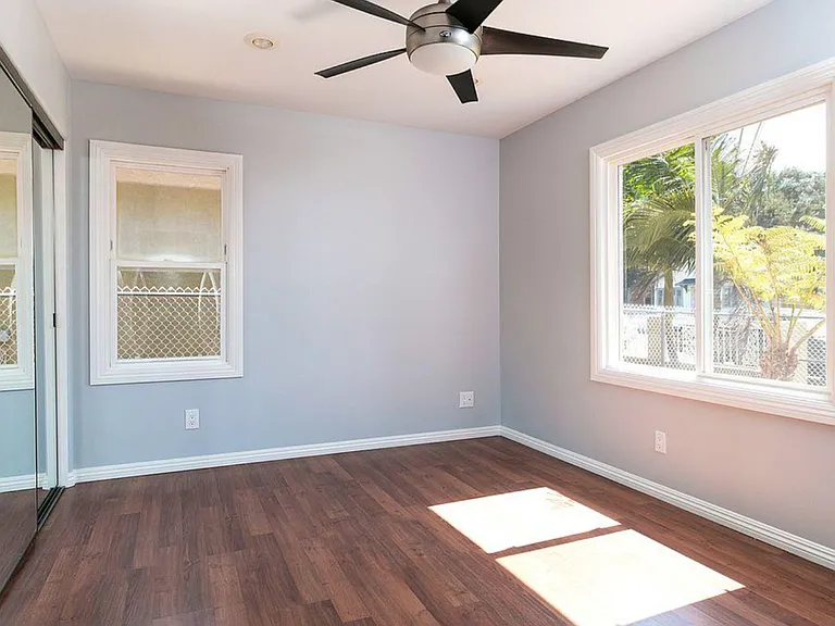1021 E Virginia Ter — Photo 6