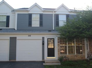 248 Shadybrook Ln, Aurora, IL 60504