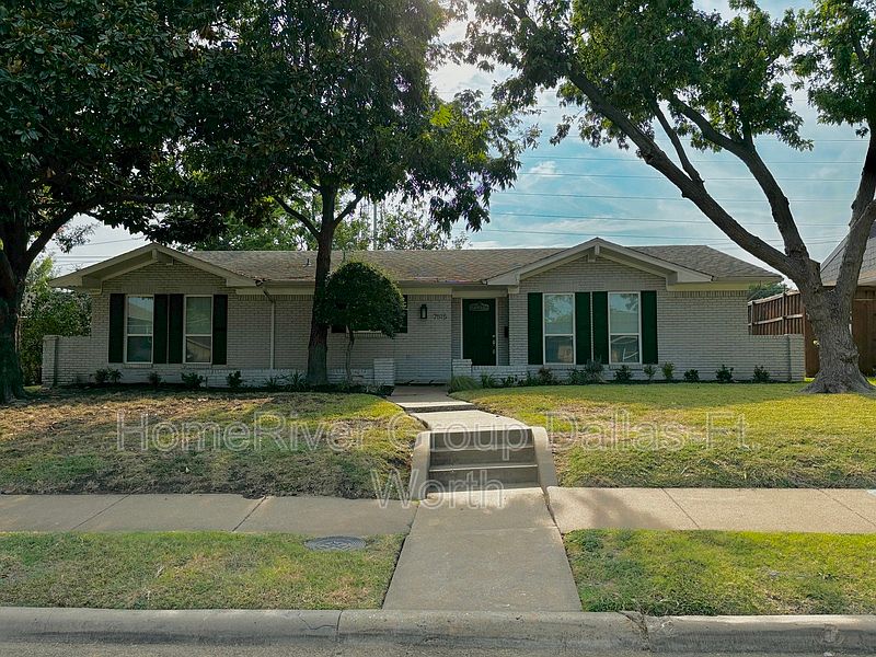 1st image of 7515 La Avenida Dr