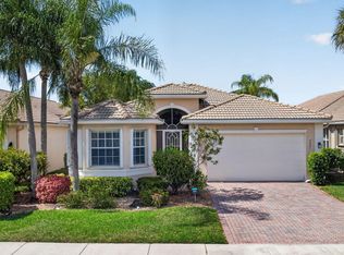 9881 Casa Mar Dr, Lake Worth, FL 33467