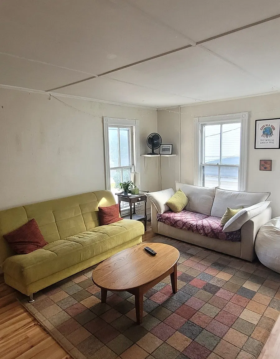 3 bed, 1131 sqft, $3,225 — Photo 2