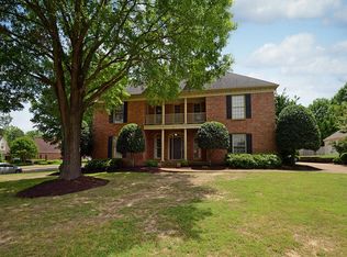 9647 Spring Loop Dr, Germantown, TN 38139