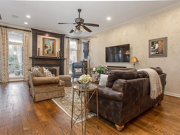 3rd image of 8112 Sun Meadows Ct