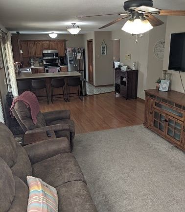5th image of 805 Cleaver Dr