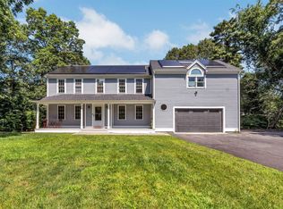 30 Chippingstone Rd, Marstons Mills, MA 02648