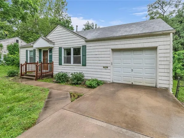 8807 E 71st Ter, Raytown, MO 64133