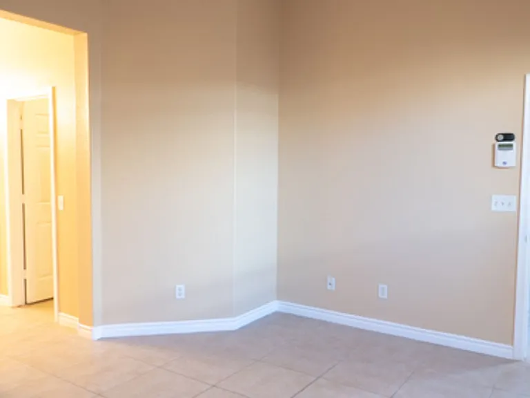 9205 Guggenheim Ct — Photo 14