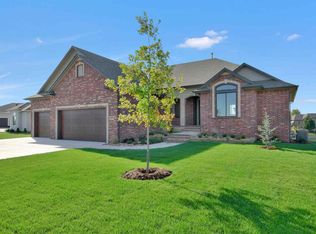 2909 W Crystal Beach St, Wichita, KS 67204