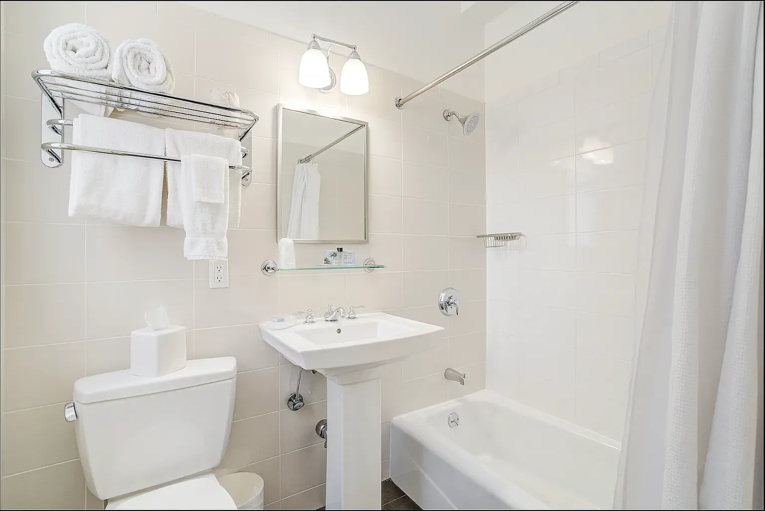 144 East 40th Street — Photo 3