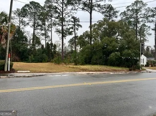 22 Alice St, Waycross, GA 31501