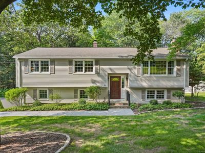 6 Robert Frost Drive, Shelton, CT, 06484