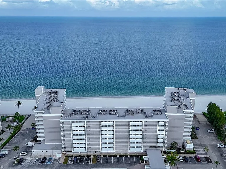 3443 Gulf Shore Blvd N #303 — Photo 18