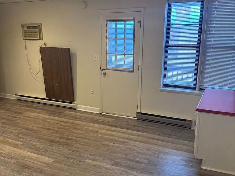 26-28 N Locust St — Photo 13