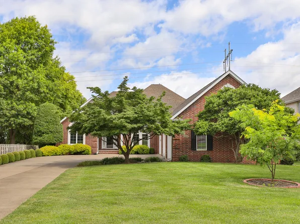3331 E Fox Grape Street, Springfield, MO 65804