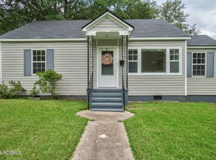 96 Vance St, Roanoke Rapids, NC 27870