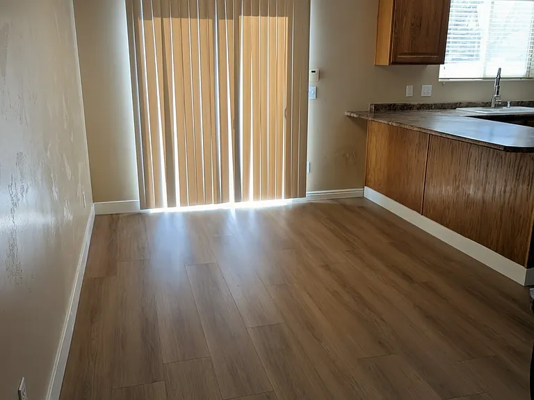 717 Hafen Ln #7D — Photo 9