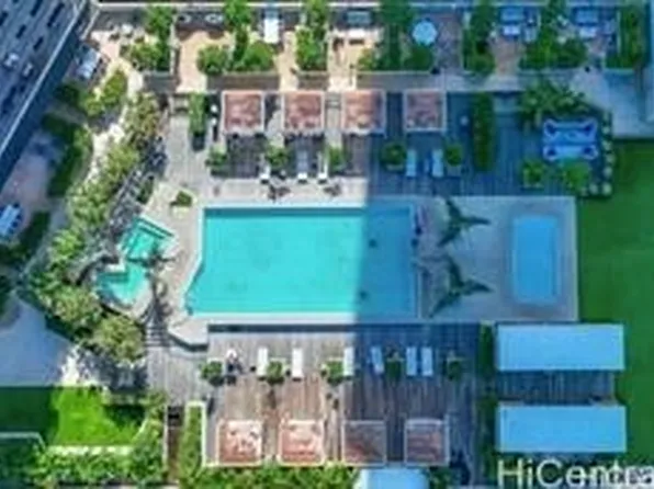 987 Queen St #4103, Honolulu, HI 96814