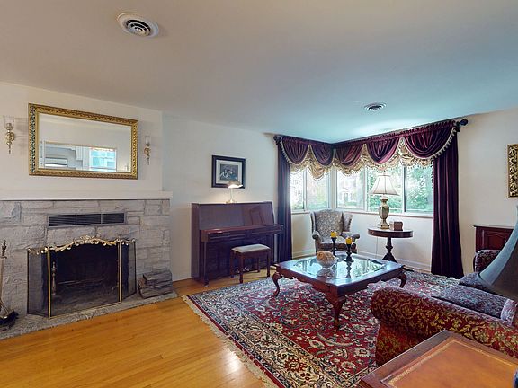 4th image of 315 E Union Ave