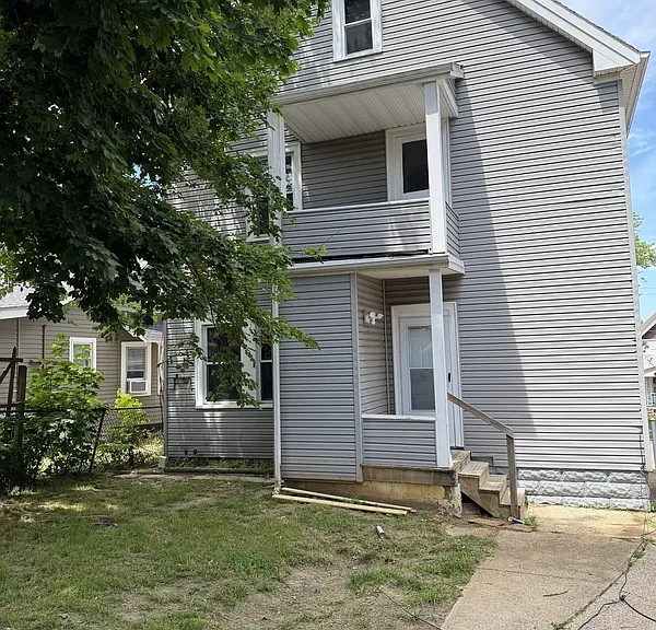 10709 Fidelity Ave — Photo 2