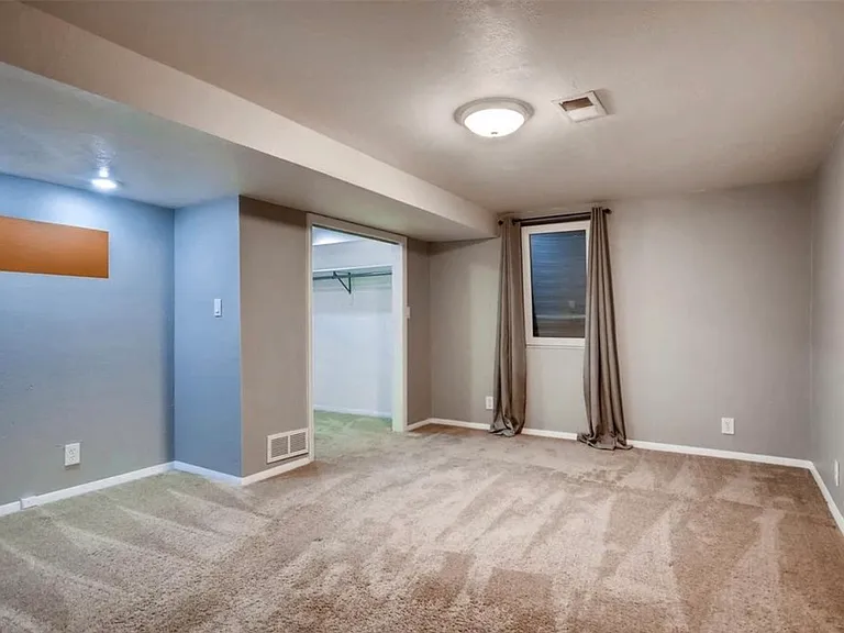 3720 Dahlia St — Photo 8