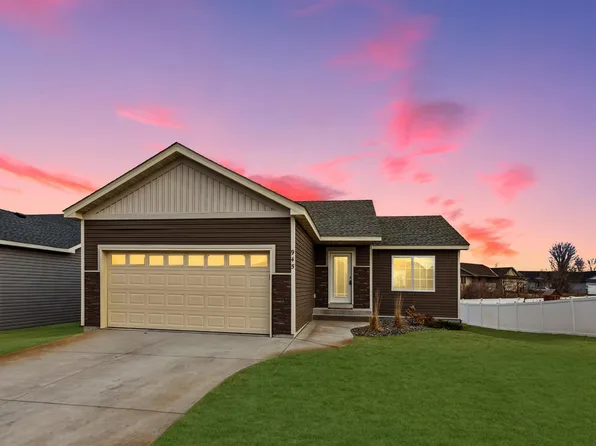 945 Breckenridge Ln, Montrose, MN 55363