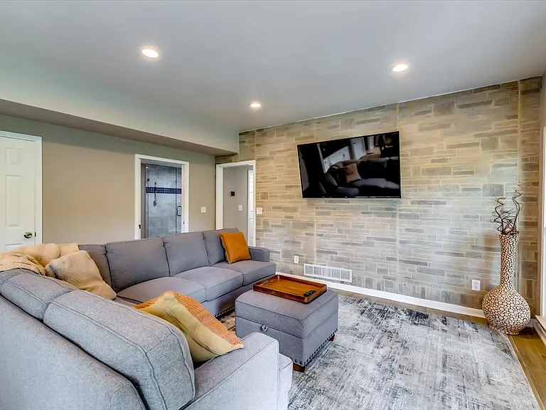 Mallard Lake Pl — Photo 9