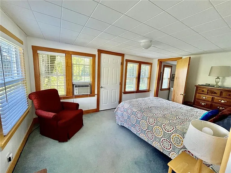 27 S Shore Rd — Photo 13