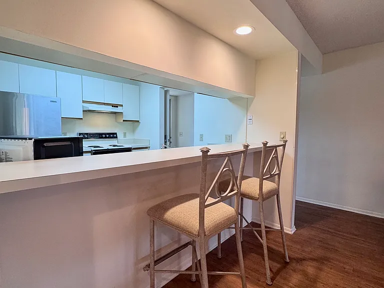 Breakfast bar to enjoy morning coffee and happy hour cocktails!