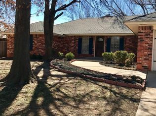8308 NW 102nd St, Oklahoma City, OK 73162