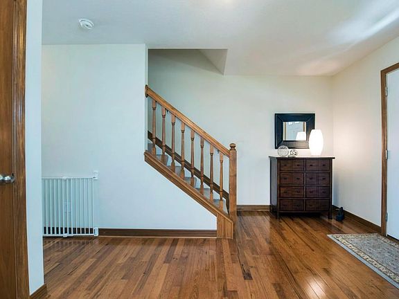 2nd image of 2475 Long Bow Ave