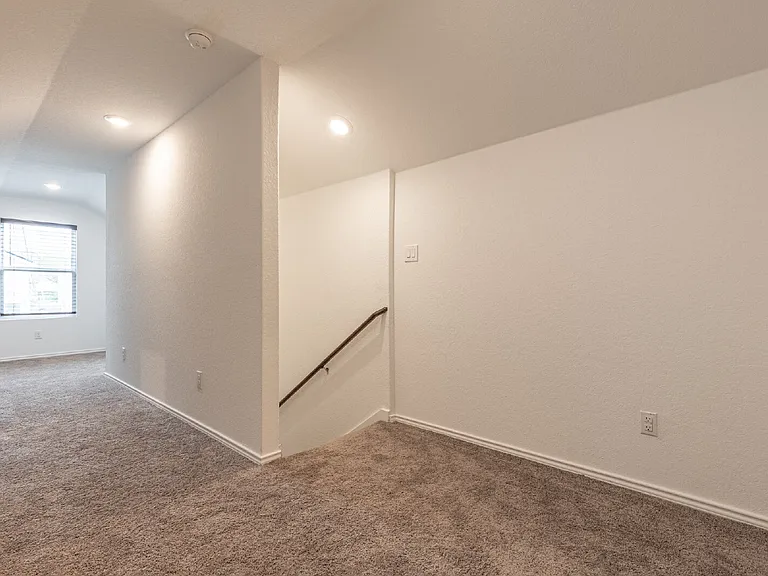 7125 Elm Cv — Photo 18