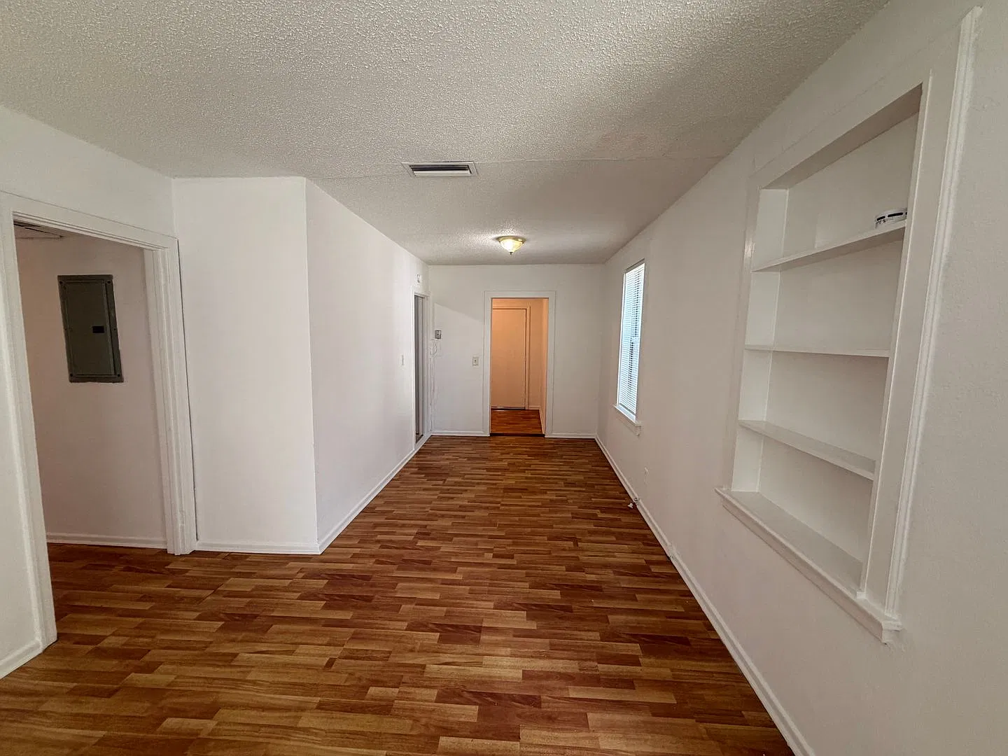 3/2 Single Family Home- Northside Jax! Near 295 & Airport! Pet Friendly! Fenced-In- Backyard! — Photo 2