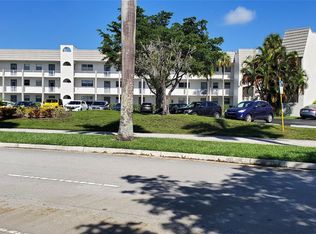 8350 Sunrise Lakes Blvd APT 212, Sunrise, FL 33322