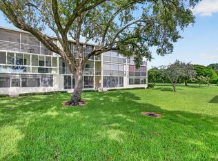 14 Preston E #A, Boca Raton, FL 33434