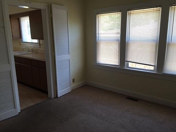 5th image of 811 E Dubail Ave