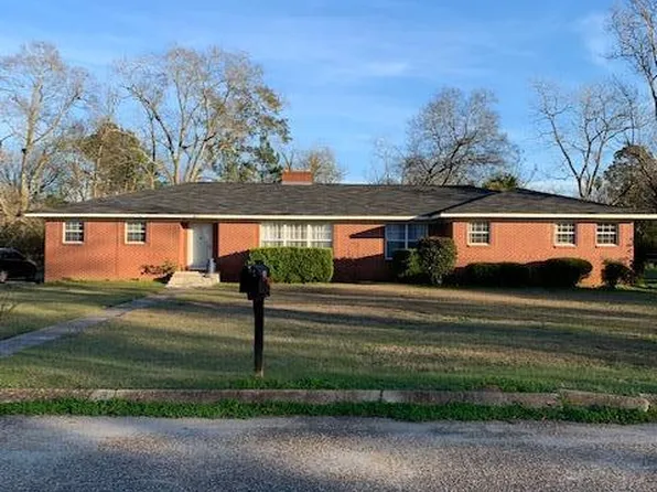 108 3rd Ave, Ashford, AL 36312