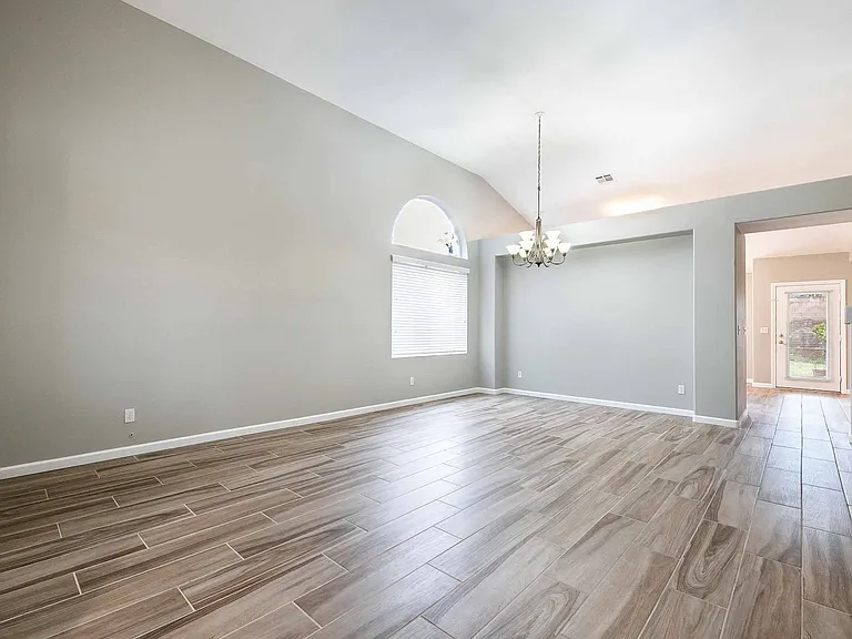 2545 New Morning Ave — Photo 6