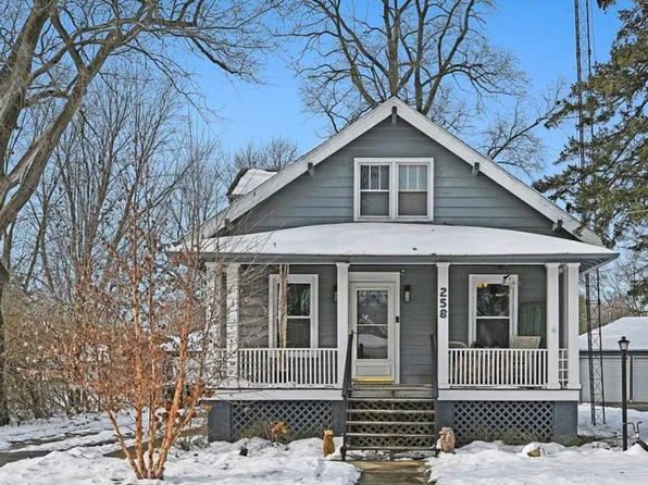 258 S Center St, Braidwood, IL 60408